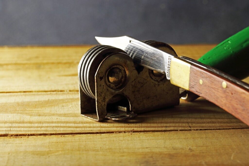 ruční brousek s kolečky